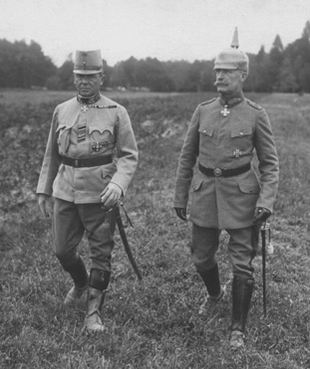 Generaloberst Kövess and the commander of the Prussian X Reserve Corps - Generalleutnant Georg Fuchs, 15th September 1916