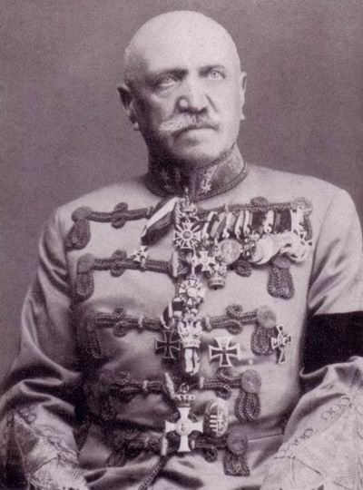 Ritter Metz von Spondalunga pictured as a Royal Hungarian Army Lieutenant General.