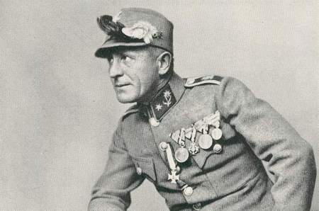 Peter Scheider pictured in the uniform of a Kaiserschützen Leutnant sometime after his 1931 award of the Military Order of Maria Theresia.